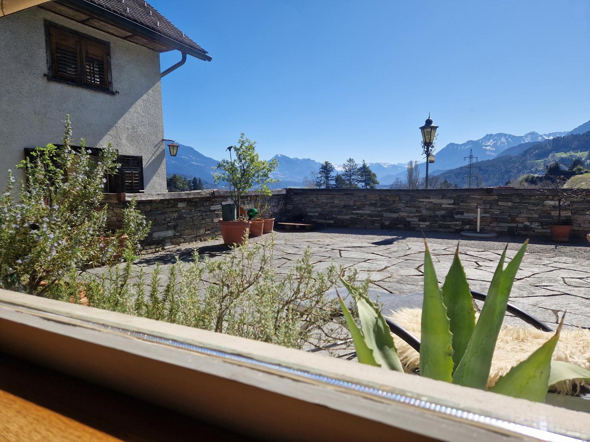 Landhaus Maria Gruen B&B Feldkirch Bagian luar foto